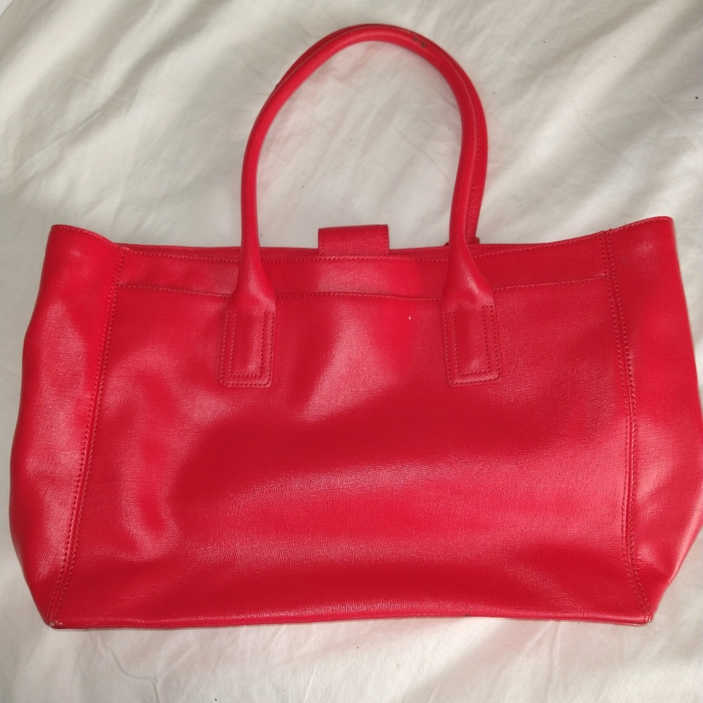 Vince Camuto - Picture 10 of 12